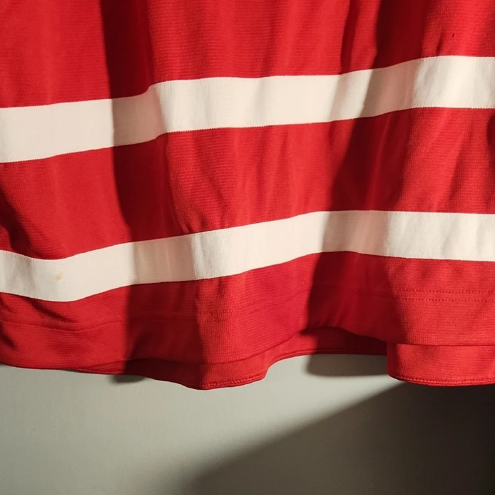 Red Hockey Jersey - Picture 13 of 15